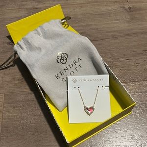 Kendra Scott Ari Heart Pendant